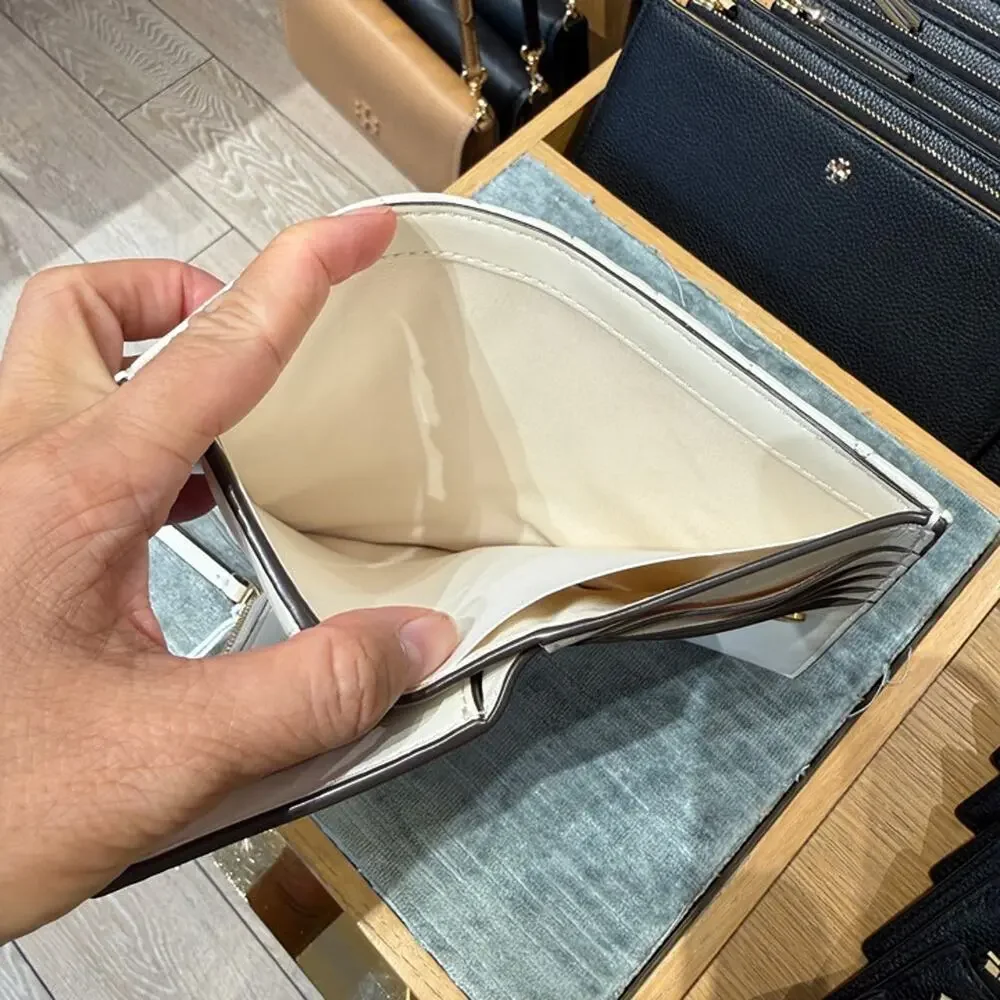 New‼️Tory Burch Willa Chevron Medium Wallet 187361 Light Cream $250